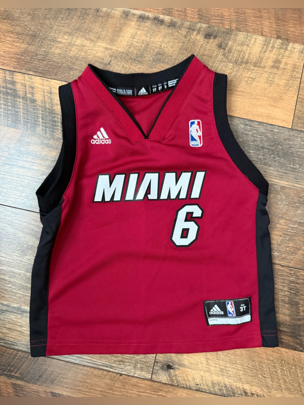 adidas LeBron James Miami Heat Kids Basketball Jersey